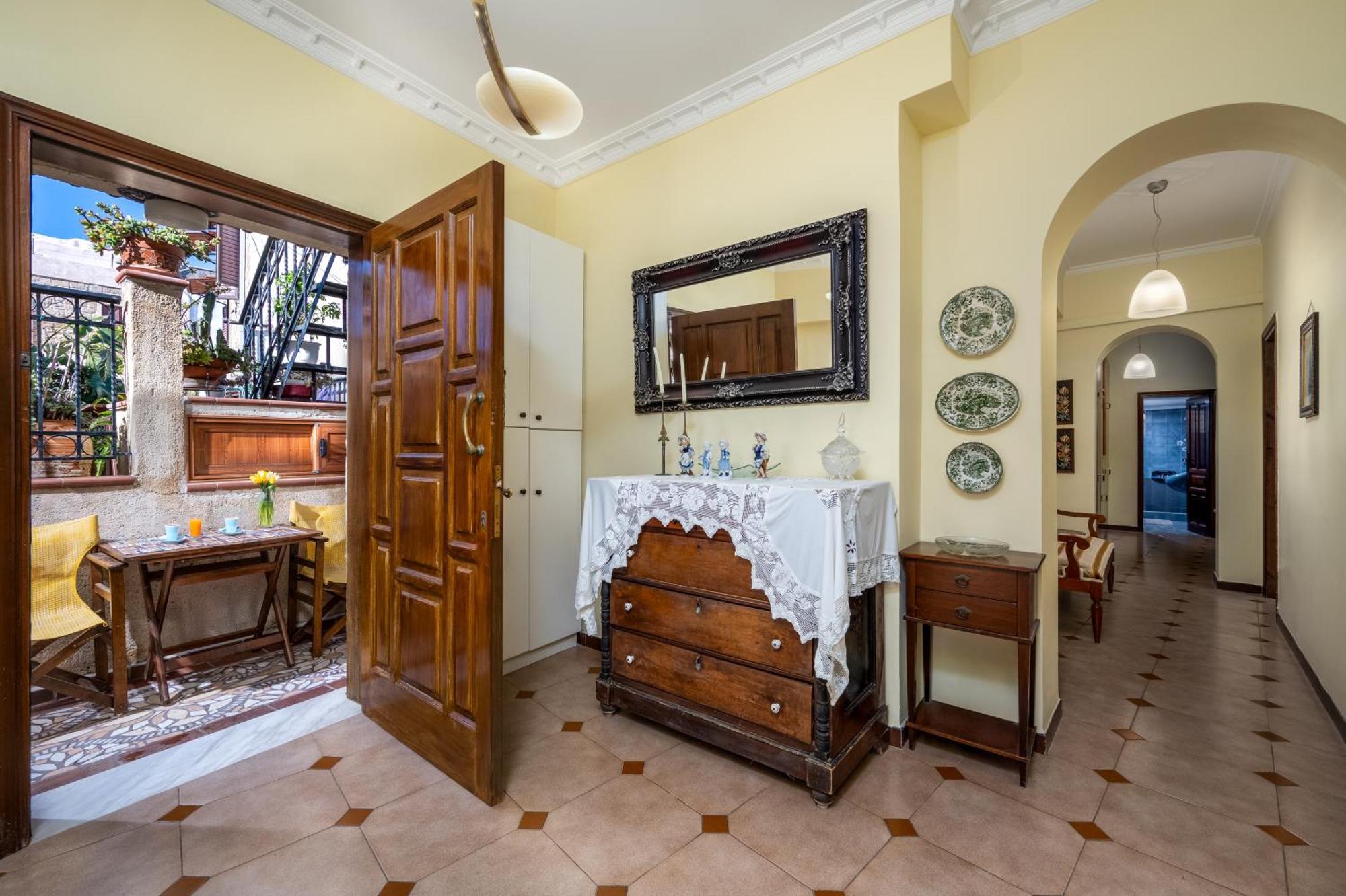 Вілла The Knights Courtyard Rhodes City Екстер'єр фото